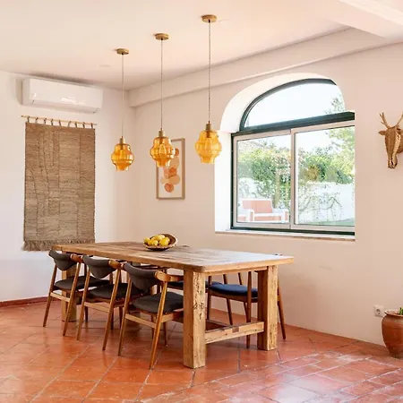 Flamingo House * Corroios