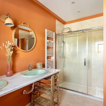 Flamingo House Corroios